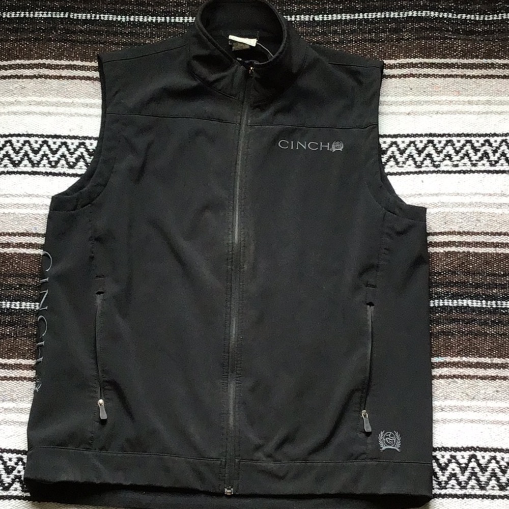 Men’s Cinch Vest